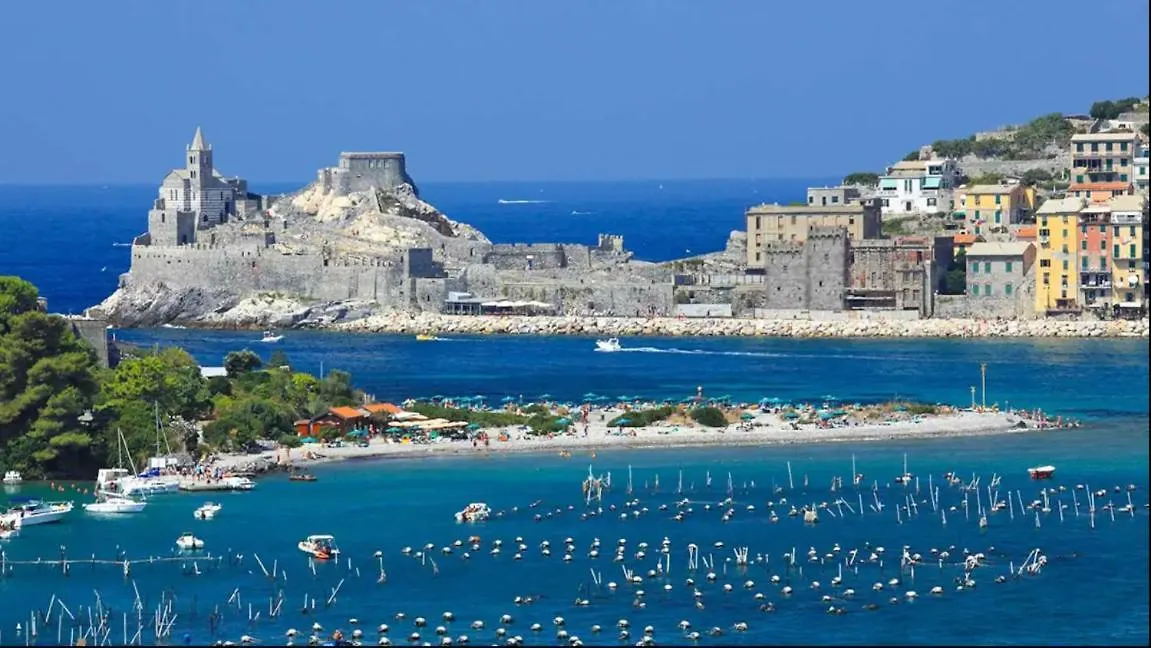 Casa Amelia Apartment Le Grazie  Italy